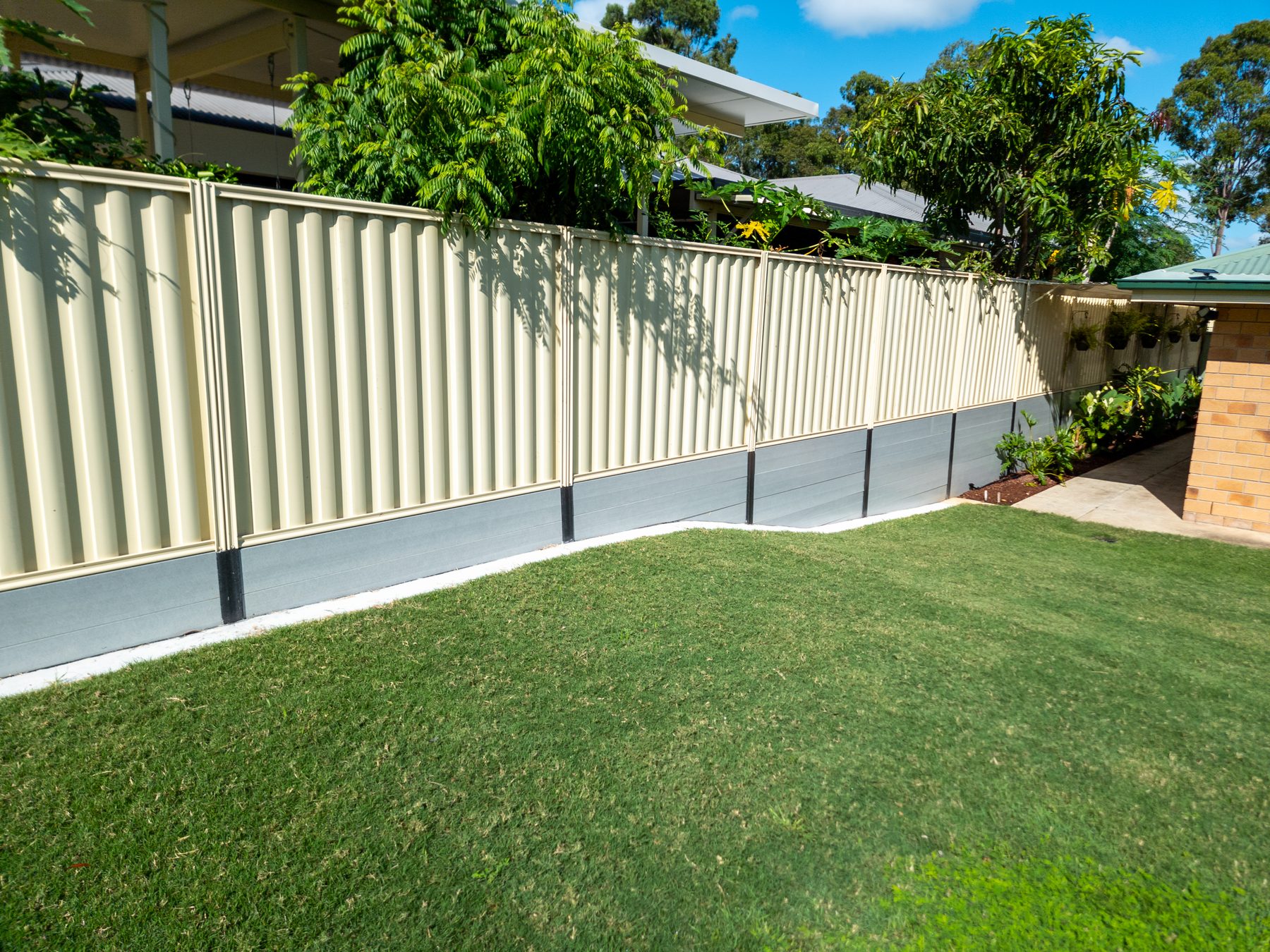 Fibre-reinforced polymer sleepers — sustainable materials research at CMT Engineers